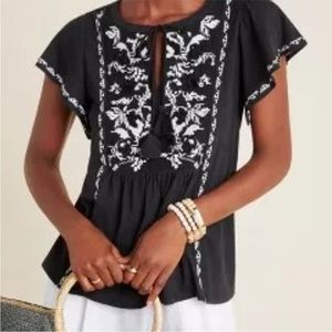 Anthropologie Black floral embroidered short sleeve blouse extra small